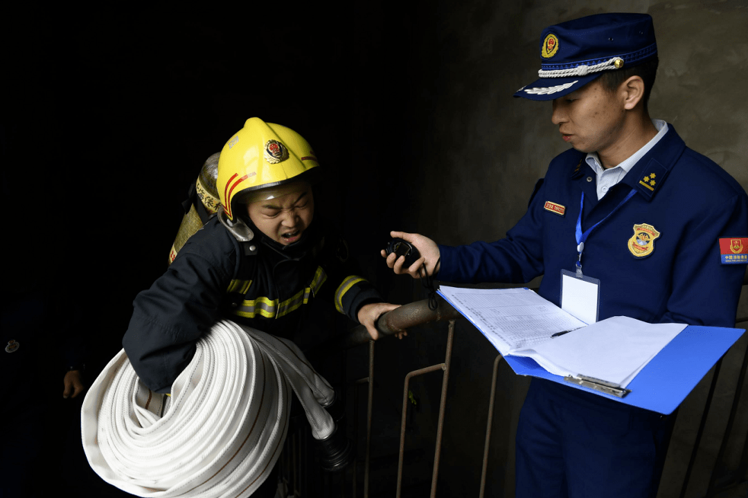 关于板球常规赛，关中铁骑队与皖江海豚队读秒扳平，体能对抗拉满！精神属性拉满的信息开云官网